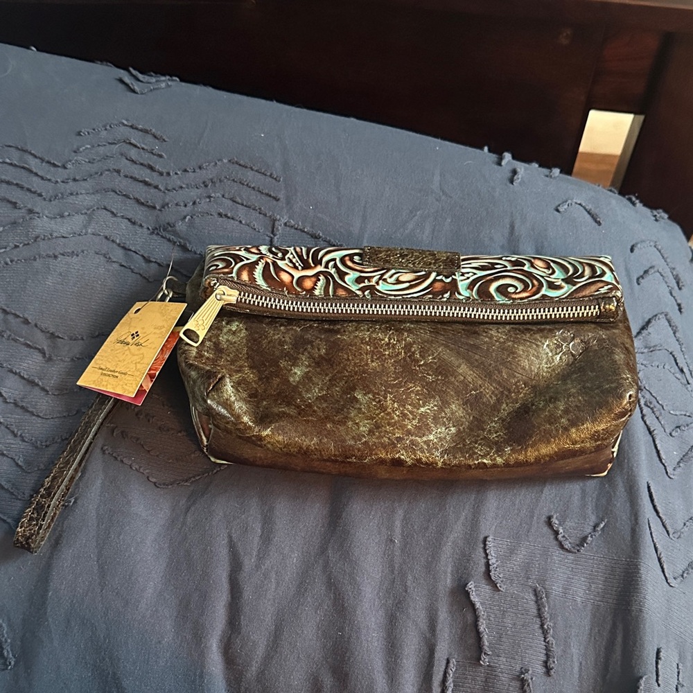 Patricia Nash leather clutch